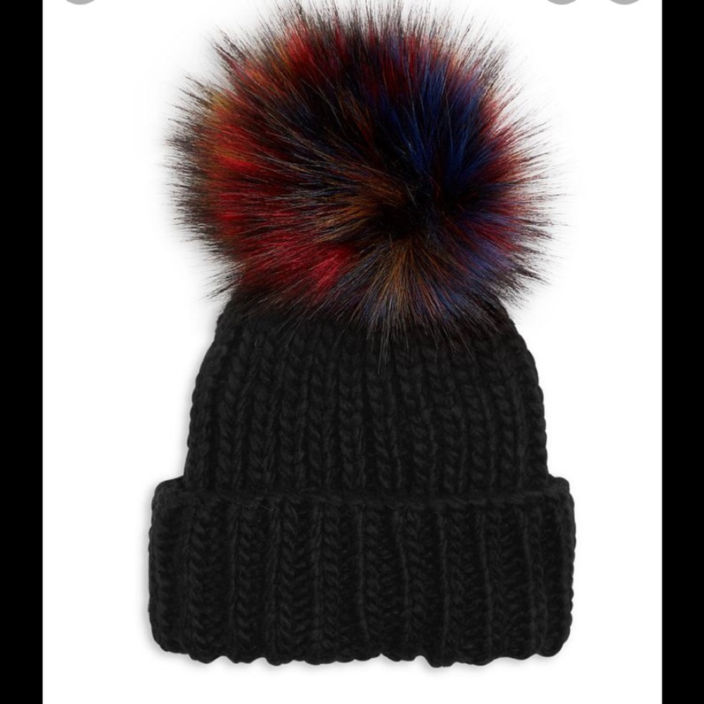 Kyi Kyi Faux Fur Pom Pom knit cap Nwot